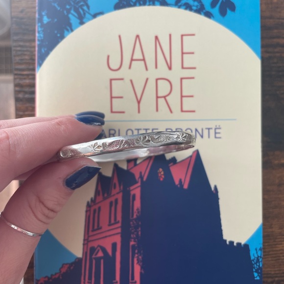 Sterling silver Mexico flower motif bangle - Picture 5 of 5